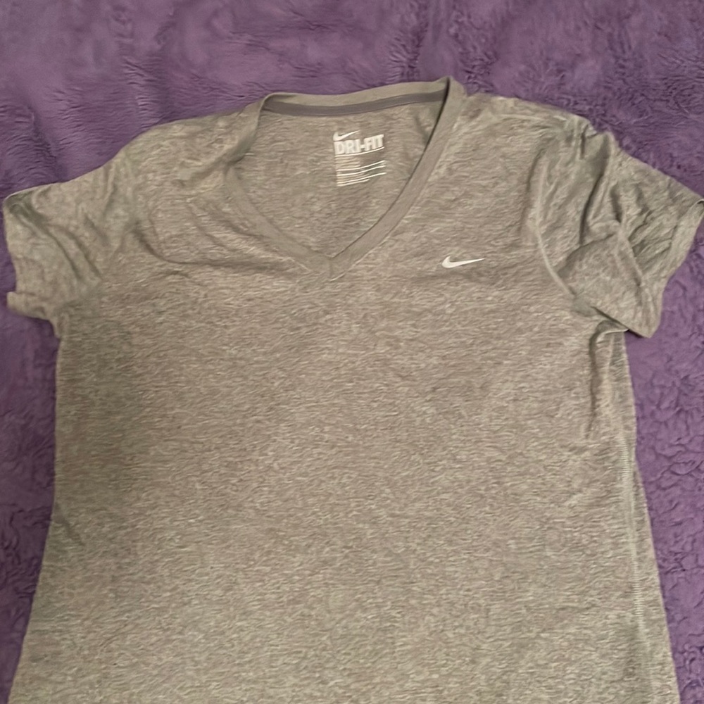 Nike Dri-Fit Exercise V-Neck